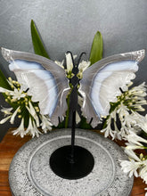 Load image into Gallery viewer, Stunning Agate Butterfly Wings Crystal Carving