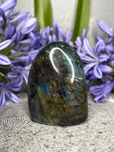 Load image into Gallery viewer, Beautiful Labradorite Crystal Freeform With Rainbow Flash
