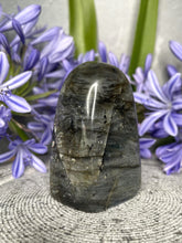 Load image into Gallery viewer, Stunning Labradorite Crystal Freeform With Rainbow Flash