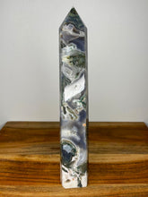 Load image into Gallery viewer, Colorful Moss Crystal Agate Tower