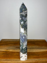 Load image into Gallery viewer, Colorful Moss Crystal Agate Tower