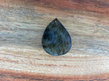 Load image into Gallery viewer, Natural Labradorite Crystal Pendant Necklace