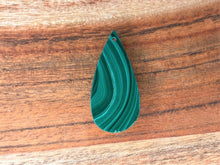 Load image into Gallery viewer, Malachite Tear Drop Crystal Pendant