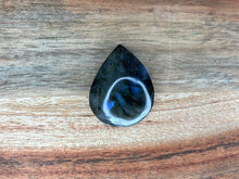 Load image into Gallery viewer, Natural Labradorite Crystal Pendant Necklace