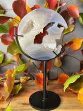 Load image into Gallery viewer, Natural Druzy Crystal Agate Moon And Cat