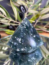 Load image into Gallery viewer, Grounding Moss Agate Crystal Diamond Carving