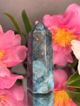 Load image into Gallery viewer, Soothing Apatite Crystal Tower Chakra Healing