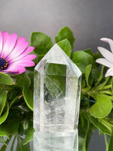 Load image into Gallery viewer, Transparent Natural Clear Quartz Crystal Tower