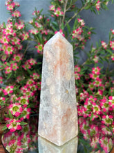 Load image into Gallery viewer, Stunning Green Quartz Flower Agate Crystal Tower