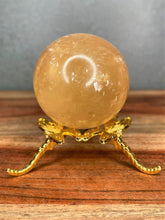 Load image into Gallery viewer, Dragonfly Gold Metal Sphere Stand Ball Holder