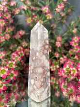 Load image into Gallery viewer, Pretty Green Quartz Flower Agate Crystal Tower Point