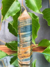 Load image into Gallery viewer, Clarity Blue Onyx Crystal Tower Point