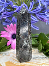 Load image into Gallery viewer, Yooperlite Crystal Tower Point With UV Reaction