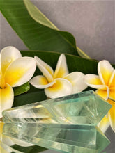 Load image into Gallery viewer, Stunning Green Fluorite Crystal Point Wand