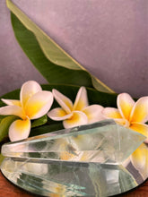 Load image into Gallery viewer, Beautiful Green Fluorite Crystal Point Wand