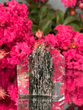 Load image into Gallery viewer, Garden Quartz Lodolite Crystal Freeform Point
