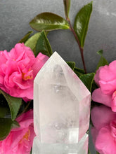 Load image into Gallery viewer, Natural Clear Quartz Point Crystal