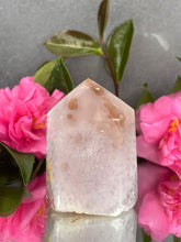 Load image into Gallery viewer, Exquisite Druzy Agate Crystal Tower Point