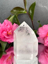 Load image into Gallery viewer, Natural Clear Quartz Point Crystal