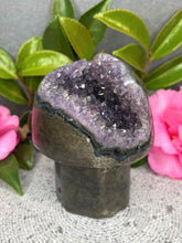 Load image into Gallery viewer, Stunning Amethyst Cluster Crystal Mushroom Carving