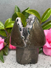 Load image into Gallery viewer, Beautiful Amethyst Cluster Crystal Mushroom