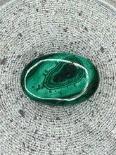 Load image into Gallery viewer, Stunning Natural Malachite Crystal Palm Stone