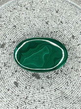 Load image into Gallery viewer, Breathtaking Natural Malachite Crystal Palm Stone