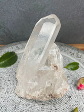 Load image into Gallery viewer, Beautiful Clear Quartz Crystal Cluster