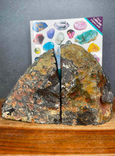 Load image into Gallery viewer, Natural Agate Crystal Bookend Pair For Home Décor
