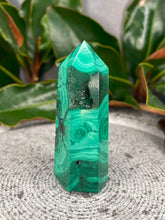 Load image into Gallery viewer, Stunning Malachite Crystal Druzy Tower Point