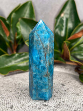 Load image into Gallery viewer, Stunning Blue Apatite Crystal Tower