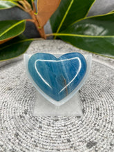 Load image into Gallery viewer, Beautiful Blue Onyx Crystal Love Heart Carving