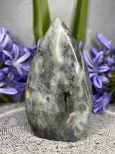 Load image into Gallery viewer, Beautiful Labradorite Crystal Flame