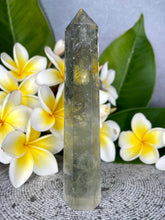 Load image into Gallery viewer, Transparent Green Quartz Tower Point