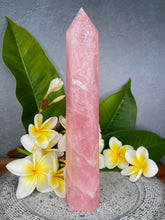 Load image into Gallery viewer, Beautiful High Quality Rose Quartz Crystal Tower Point