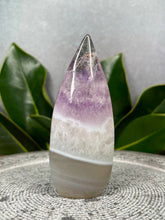 Load image into Gallery viewer, Stunning Amethyst Agate Crystal Flame