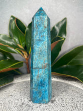 Load image into Gallery viewer, Blue Apatite Crystal Tower Point Home Décor