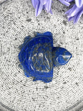 Load image into Gallery viewer, Beautiful Lapis Lazuli Crystal Turtle Carving