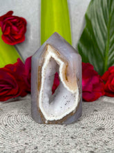 Load image into Gallery viewer, Agate Sugar Druzy Tunnel Crystal Tower Point