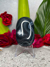 Load image into Gallery viewer, Stunning Black Agate Crystal Palmstone Carving