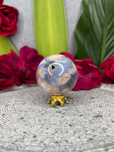Load image into Gallery viewer, Stunning Blue Flower Agate Sphere Ball