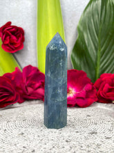 Load image into Gallery viewer, Focus Blue Fluorite Crystal Tower Point
