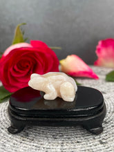 Load image into Gallery viewer, Stunning Agate Crystal Frog Carving