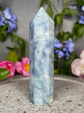 Load image into Gallery viewer, Soothing Blue Kyanite Crystal Tower Point