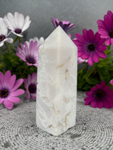 Load image into Gallery viewer, White Agate Crystal Tower Point