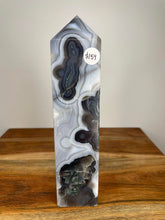 Load image into Gallery viewer, Discounted Moss Agate Tower Crystal With Banding