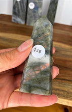 Load image into Gallery viewer, Natural Labradorite Crystal Point With Good Flash