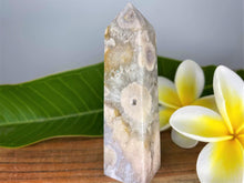 Load image into Gallery viewer, Colorful Flower Agate Point