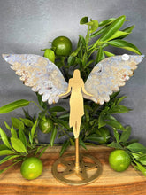 Load image into Gallery viewer, Stunning Guardian Angel Wings Purple Flower Agate