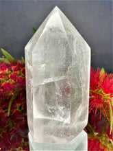 Load image into Gallery viewer, Amplification Clear Quartz Crystal Tower Point